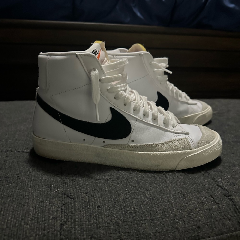 Nike Blazers - women’s size 8